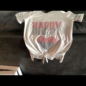 Girls short sleeve shirts 6- 7/8